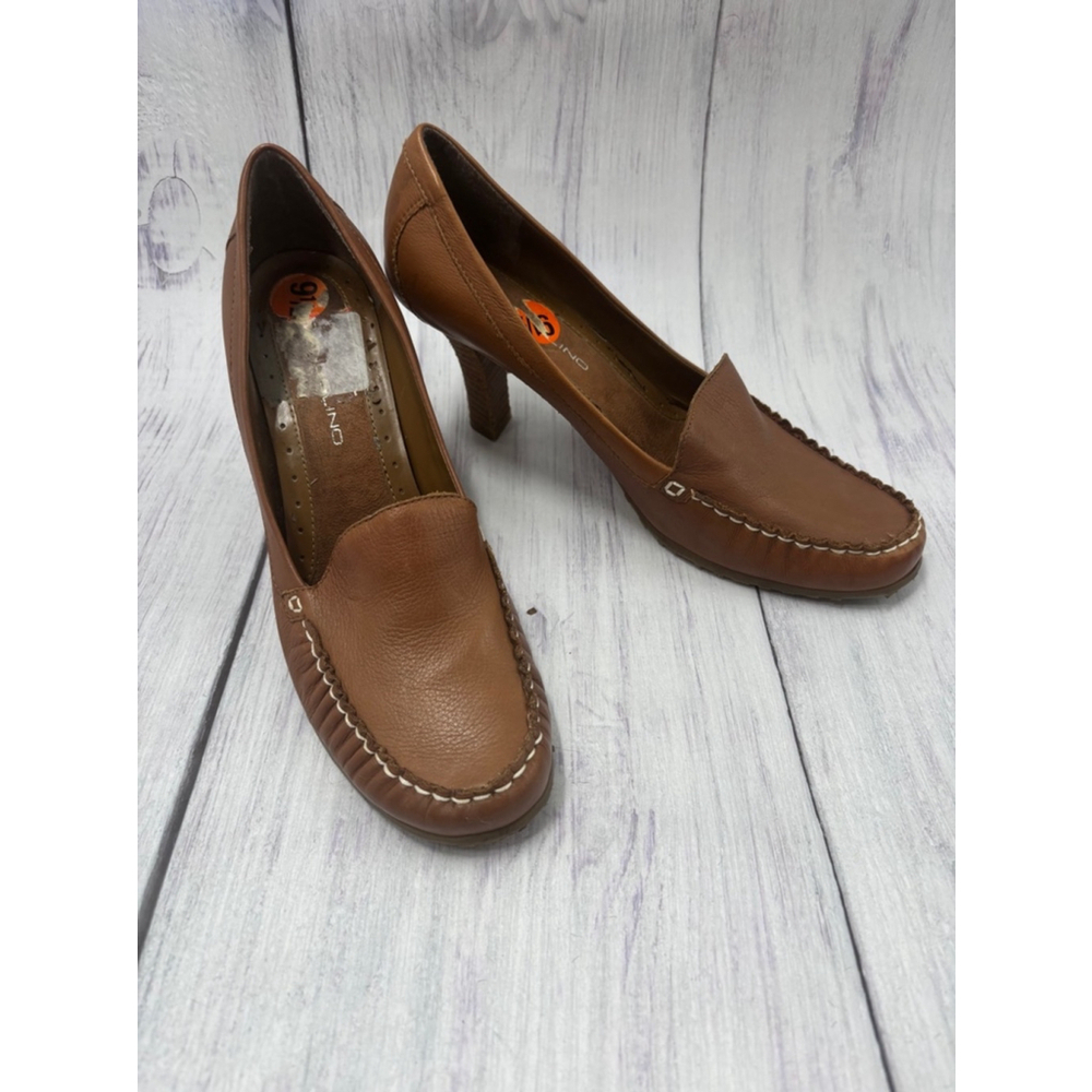 Women's Bandolino Brown Leather Heels Size 9.5